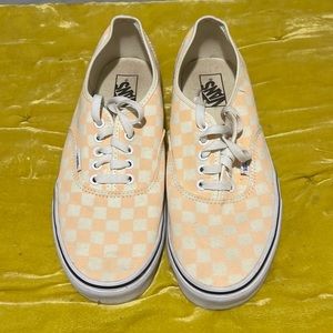 Vans checkered lace up shoes